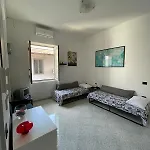Apartman Ziettas Pop House *