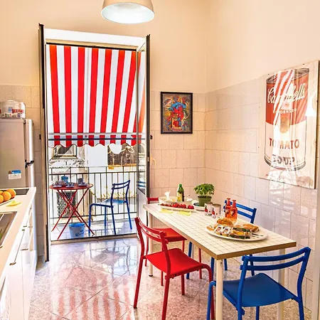 Ziettas Pop House Nápoles